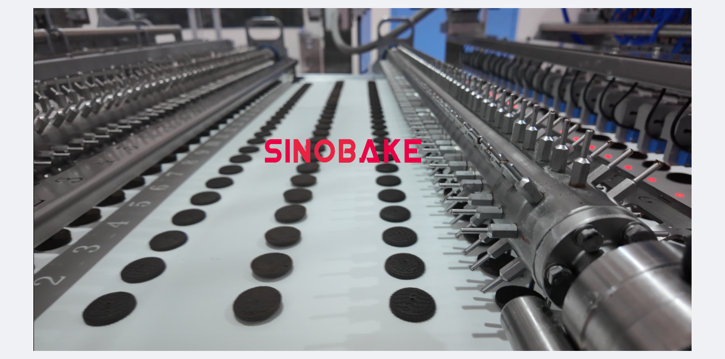 High-Capacity Cookie Capping Cream Filled Machine for Biscuit Cookie
