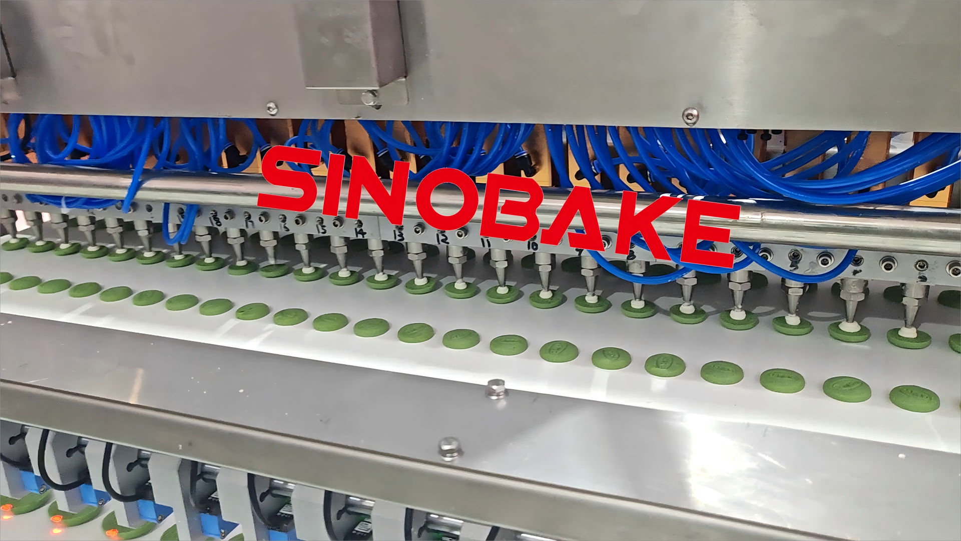 Automatic Biscuit Sandwiching Equipment